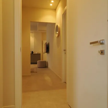 Giselda Corner Apartment