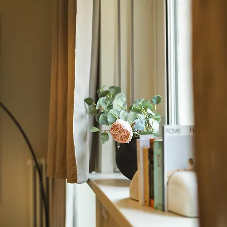 Giselda Corner - Smart * Turyn